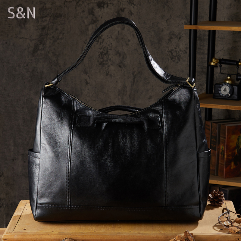 手工真皮单肩斜挎包男运动机车健身包头层牛皮百搭休闲短途旅行包