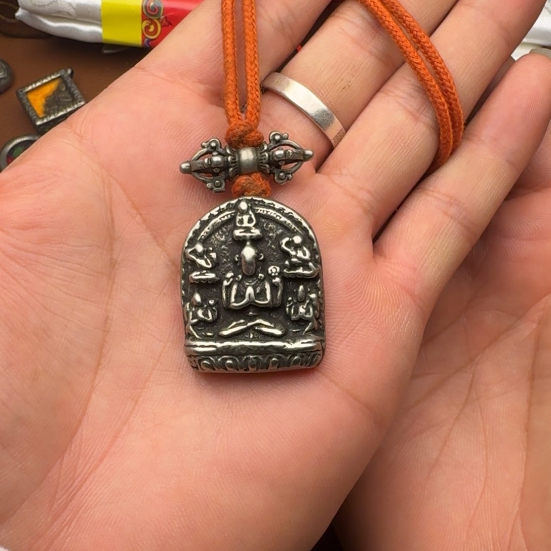 用****9藏式风格九宫八卦牌