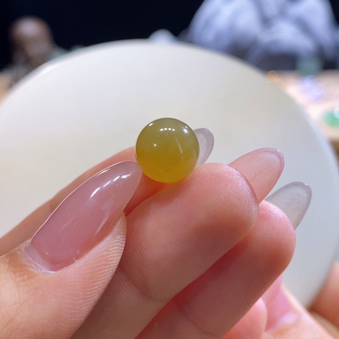 翡翠未镶嵌吊坠(不含链)翡翠秋香黄圆珠