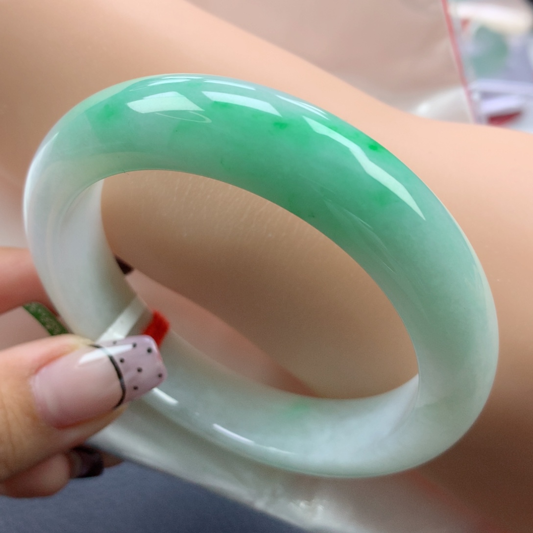 翡翠手镯未镶嵌58➕