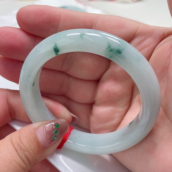 翡翠手镯未镶嵌缅甸翡翠手镯57圈