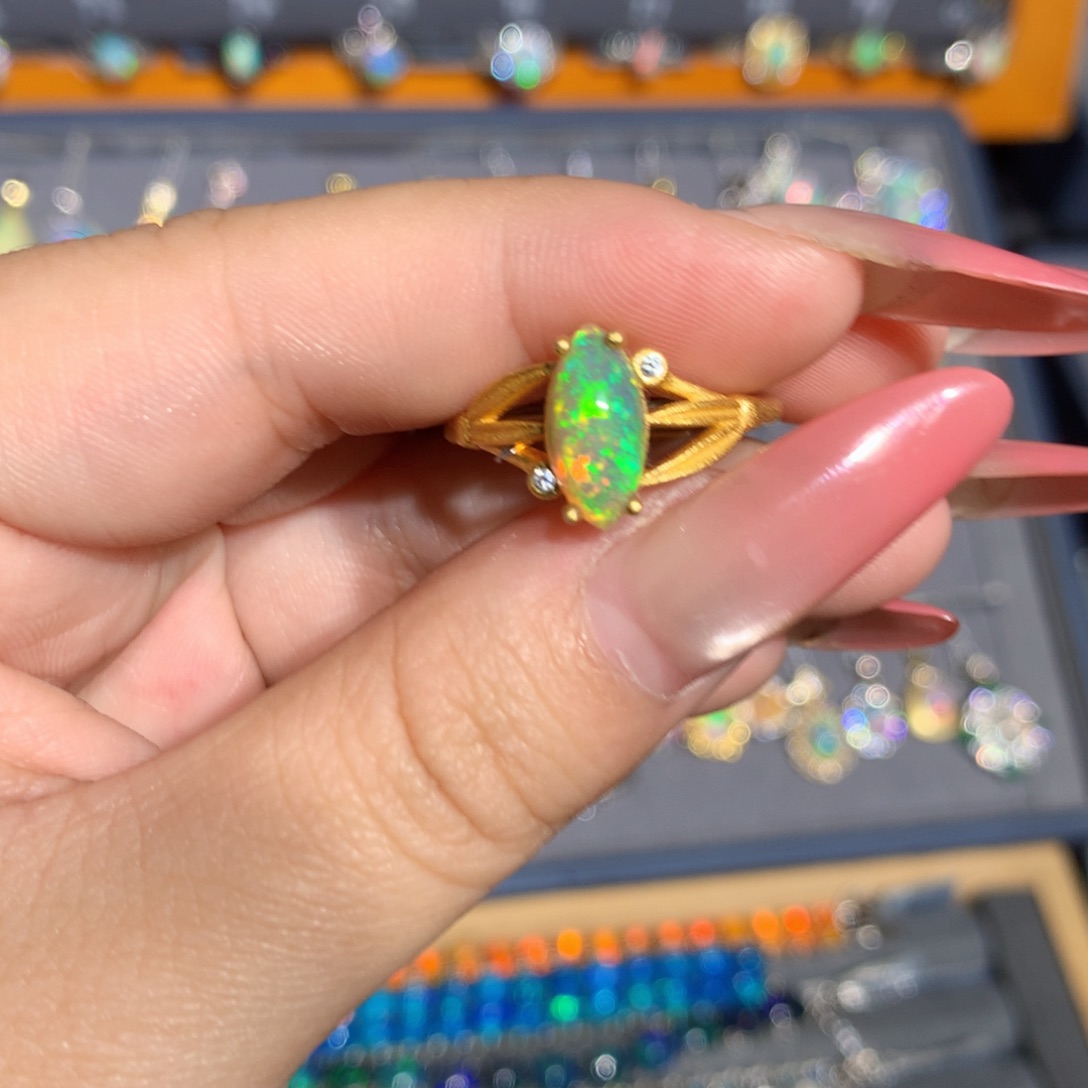 银S925镶嵌欧泊欧泊戒指l