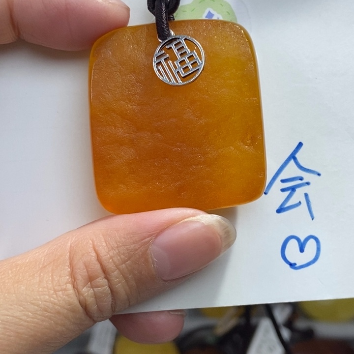 定制琥珀未镶嵌琥珀蜜蜡