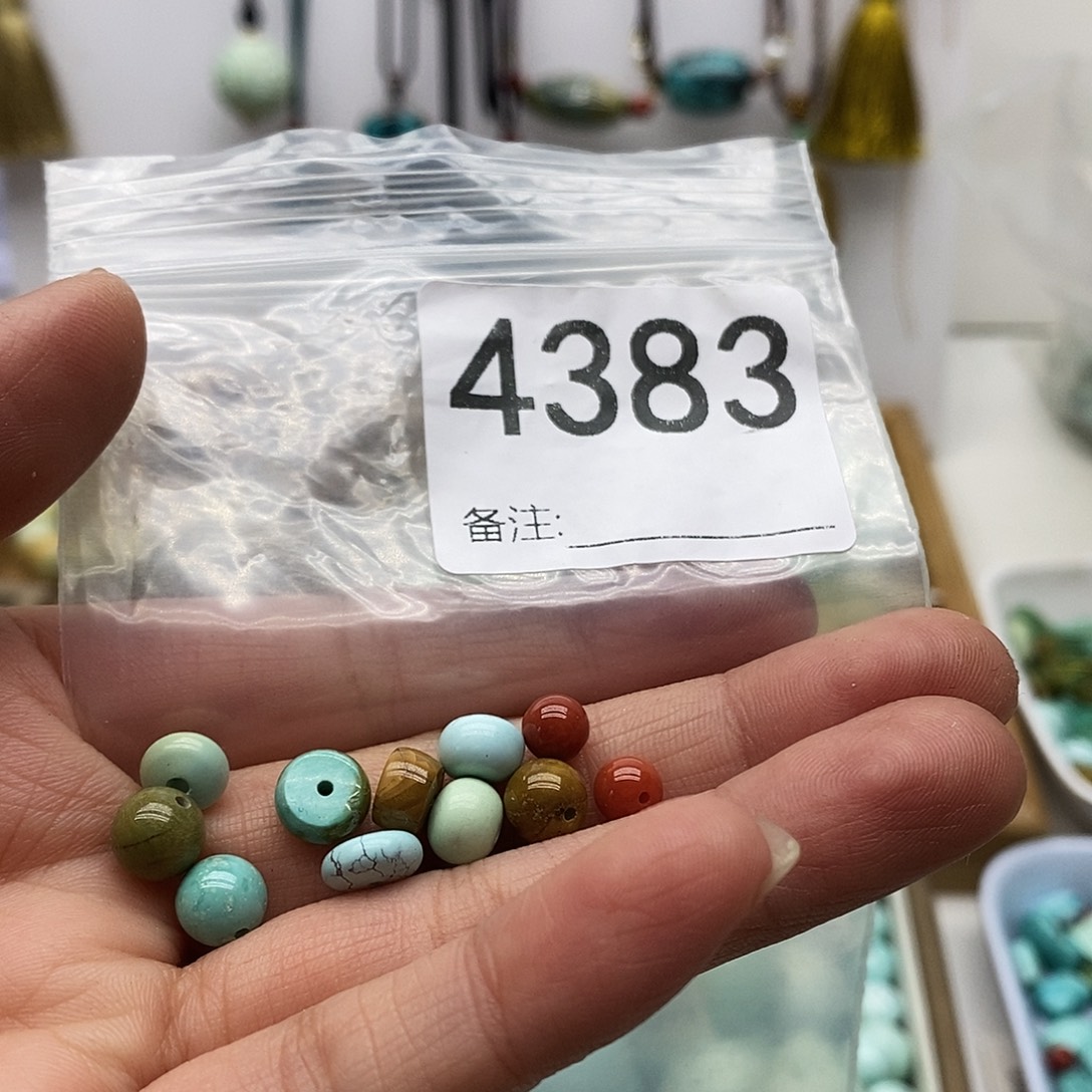 南红玛瑙未镶嵌颈饰