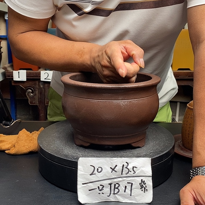 紫砂花盆货号一只JB17