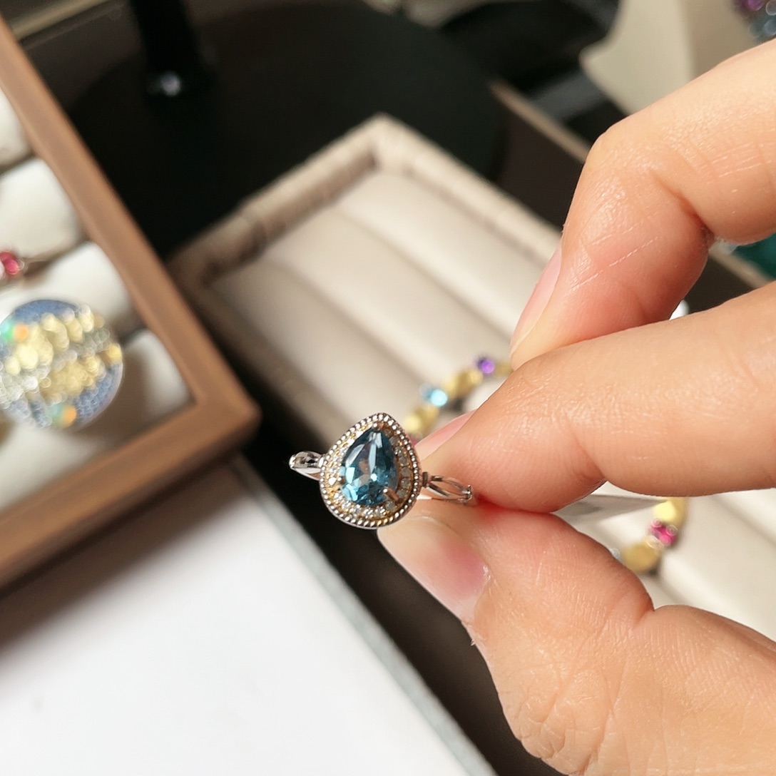 托帕石戒指银S925镶嵌伦敦蓝