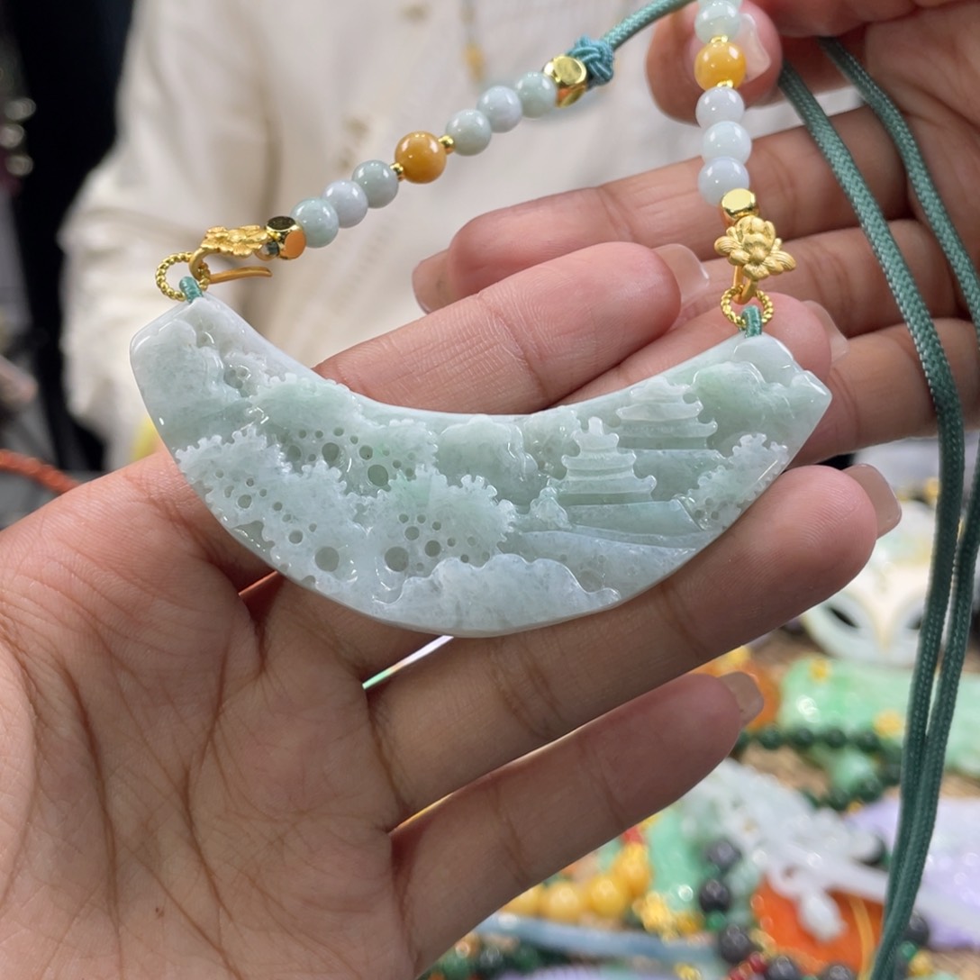 翡翠颈饰未镶嵌代编织