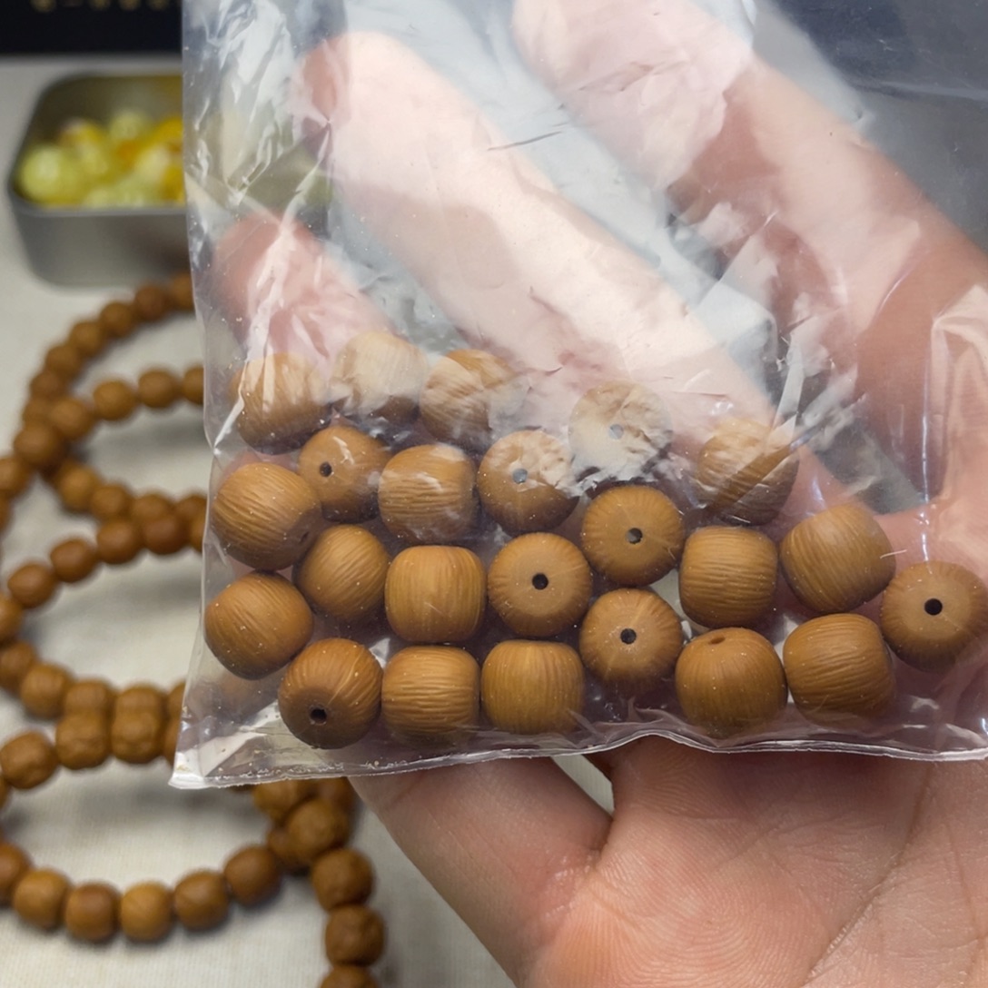 吊坠猴头核桃山峦全品 丢一颗籽