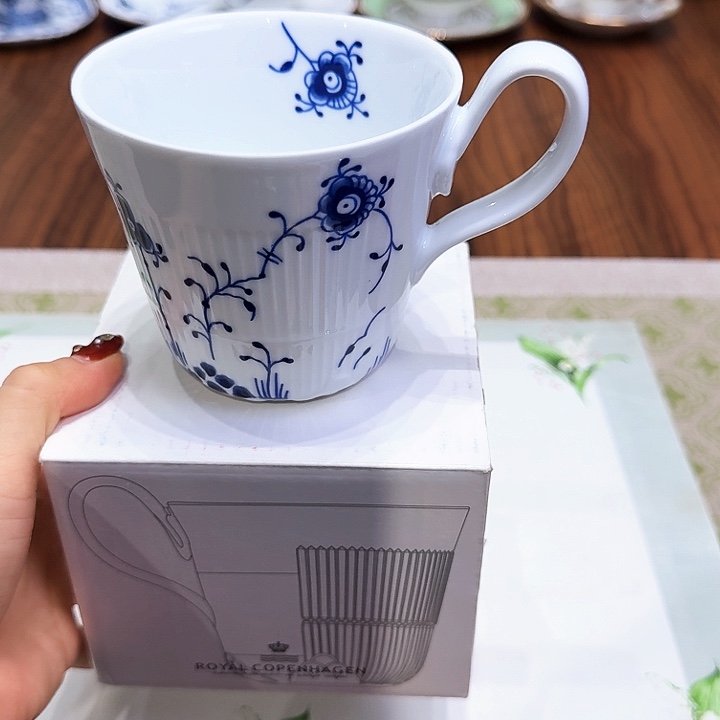 瓷片杯子杯子杯子水杯杯子水杯