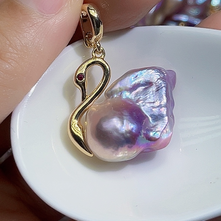 颈饰未镶嵌淡水珍珠