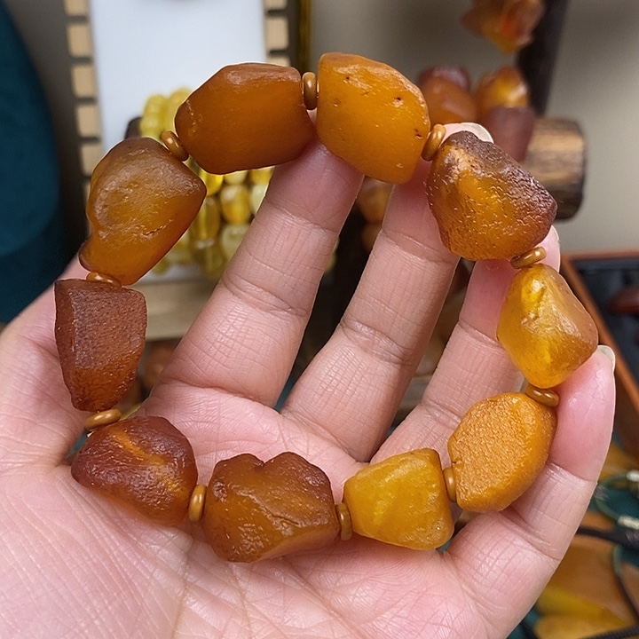 琥珀未镶嵌颈饰手串