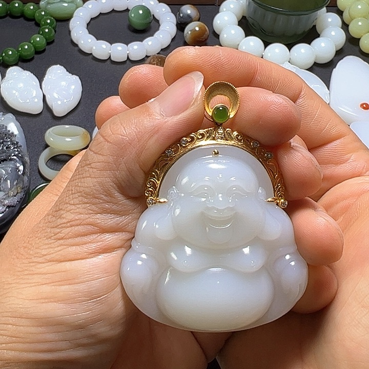 和田玉挂件18K金镶嵌?****?