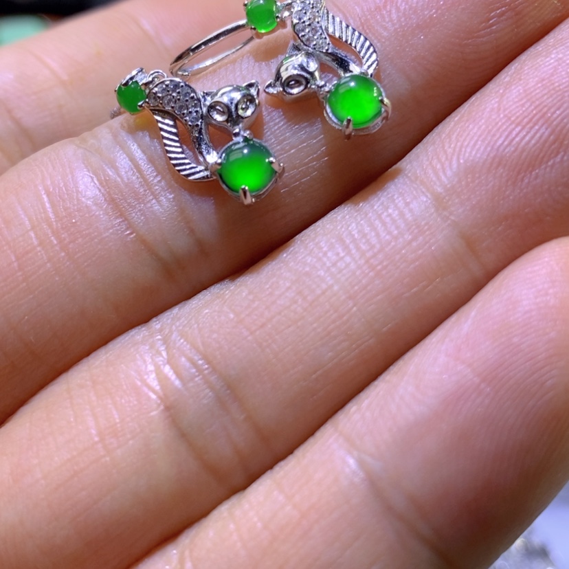 【闪购商品】翡翠挂件银S925镶嵌天然翡翠