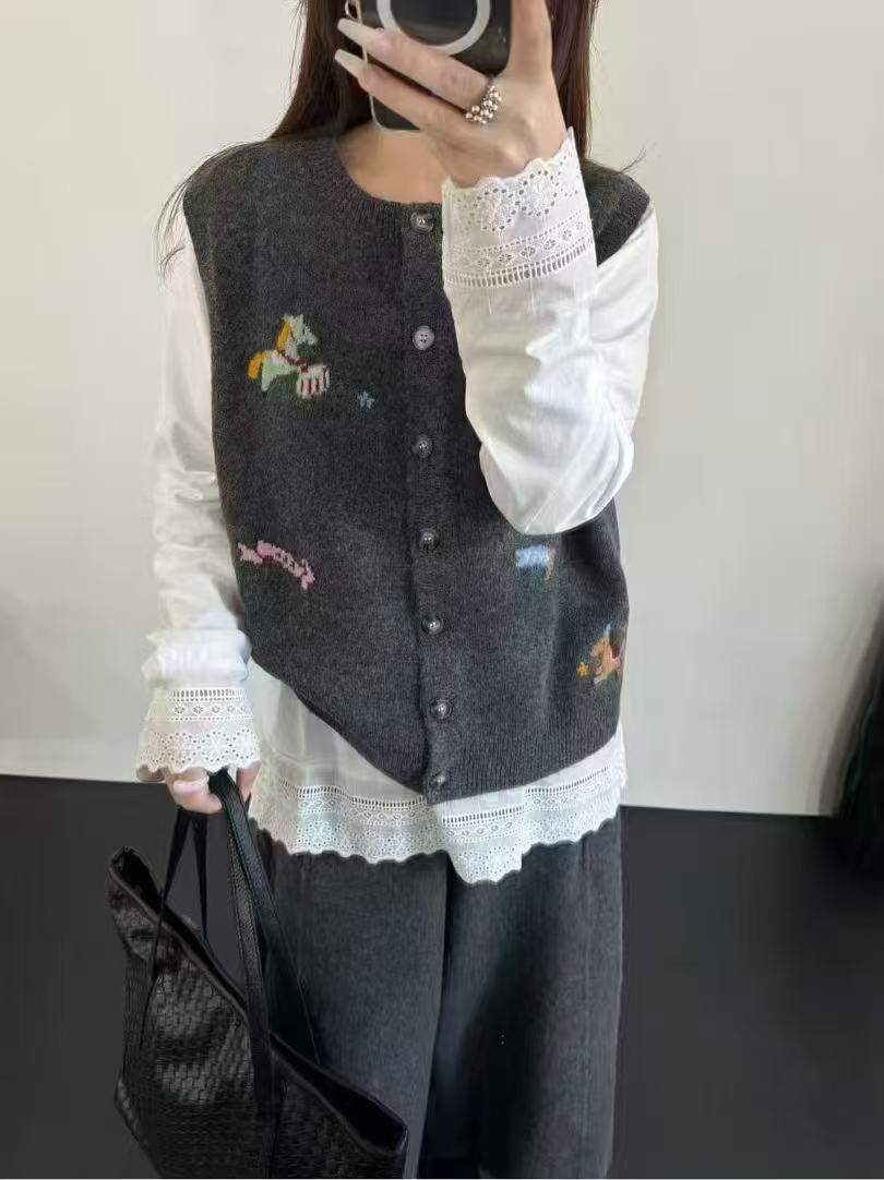 休闲时尚针织背心开衫两件套