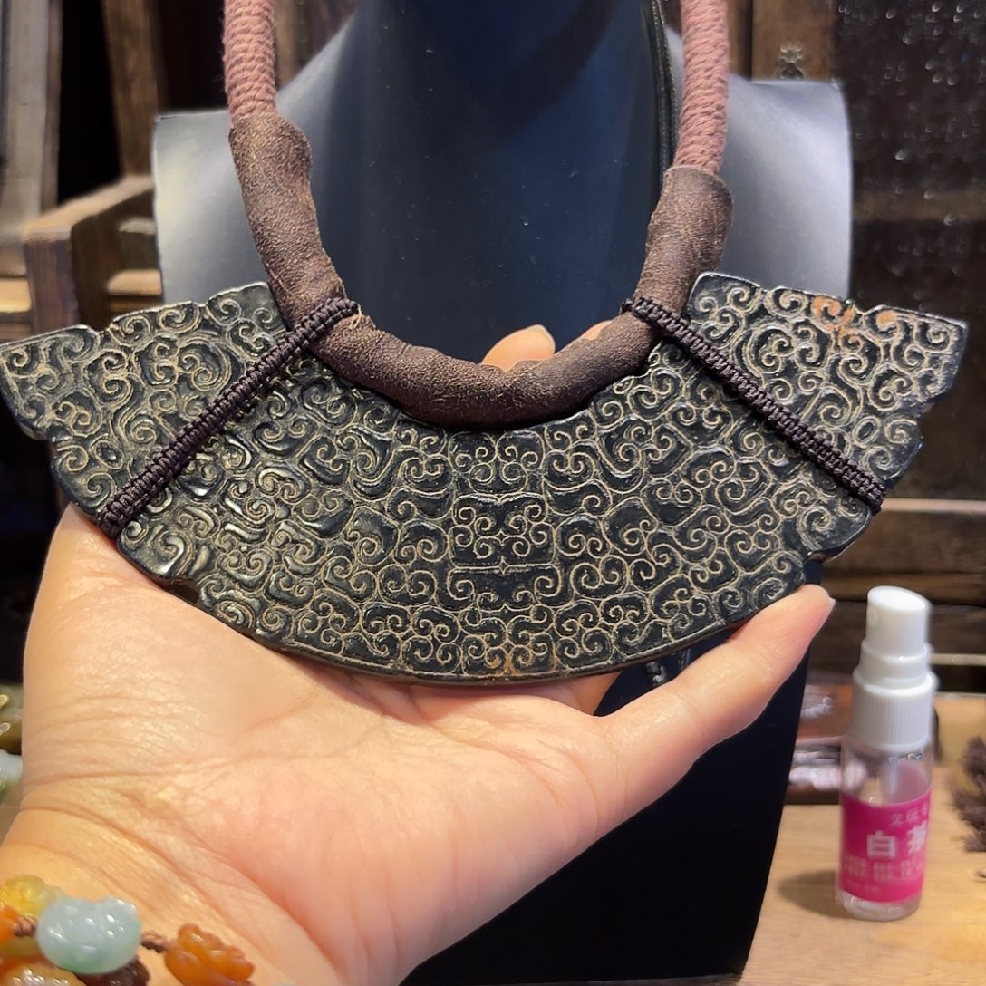 翡翠未镶嵌颈饰原创