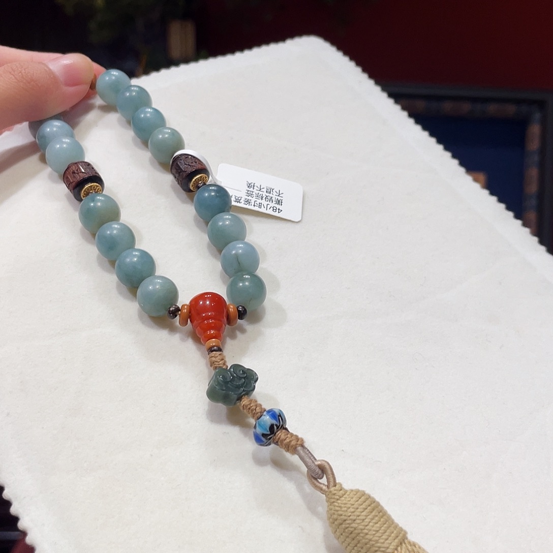 翡翠未镶嵌挂件翡翠