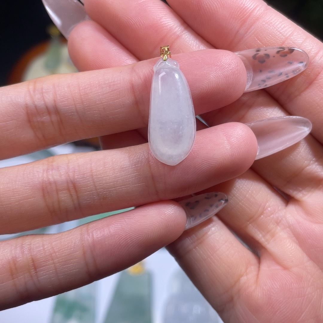 翡翠颈饰18K金镶嵌佛瓜