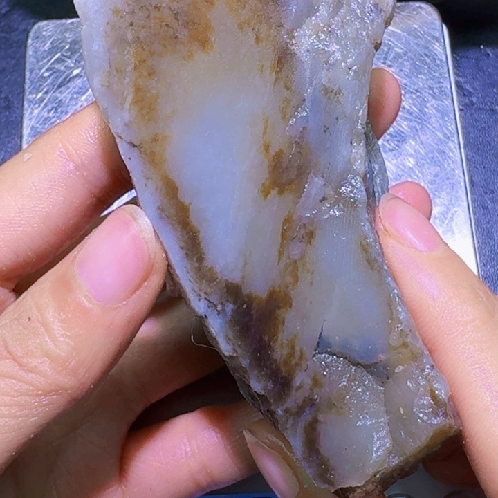 未镶嵌和田玉（糖玉）珠宝半成品