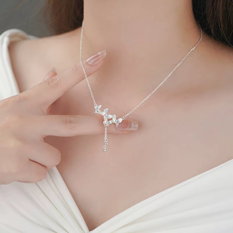 坠链均足银 佬银匠  纯手工足银拉丝四只蝴蝶流苏小简约轻奢项链