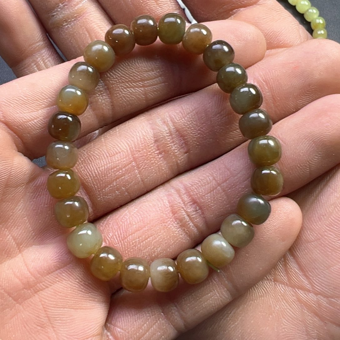 和田玉手串未镶嵌多样性糖玉老型珠卡8