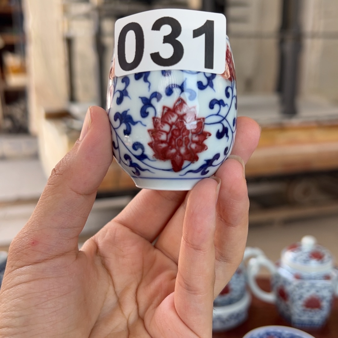 现代青花釉里红工艺