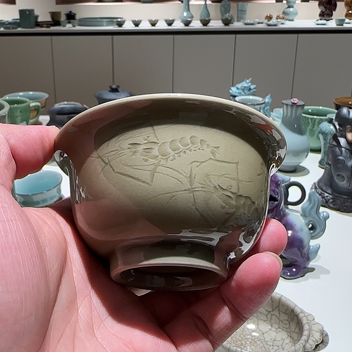 C***c龙泉青瓷压手杯手工杯