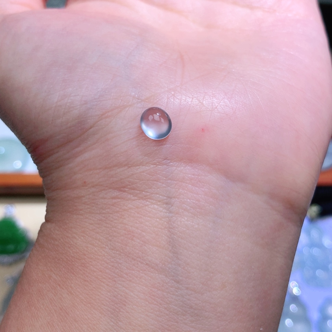 【闪购商品】翡翠颈饰未镶嵌随*?蛋面