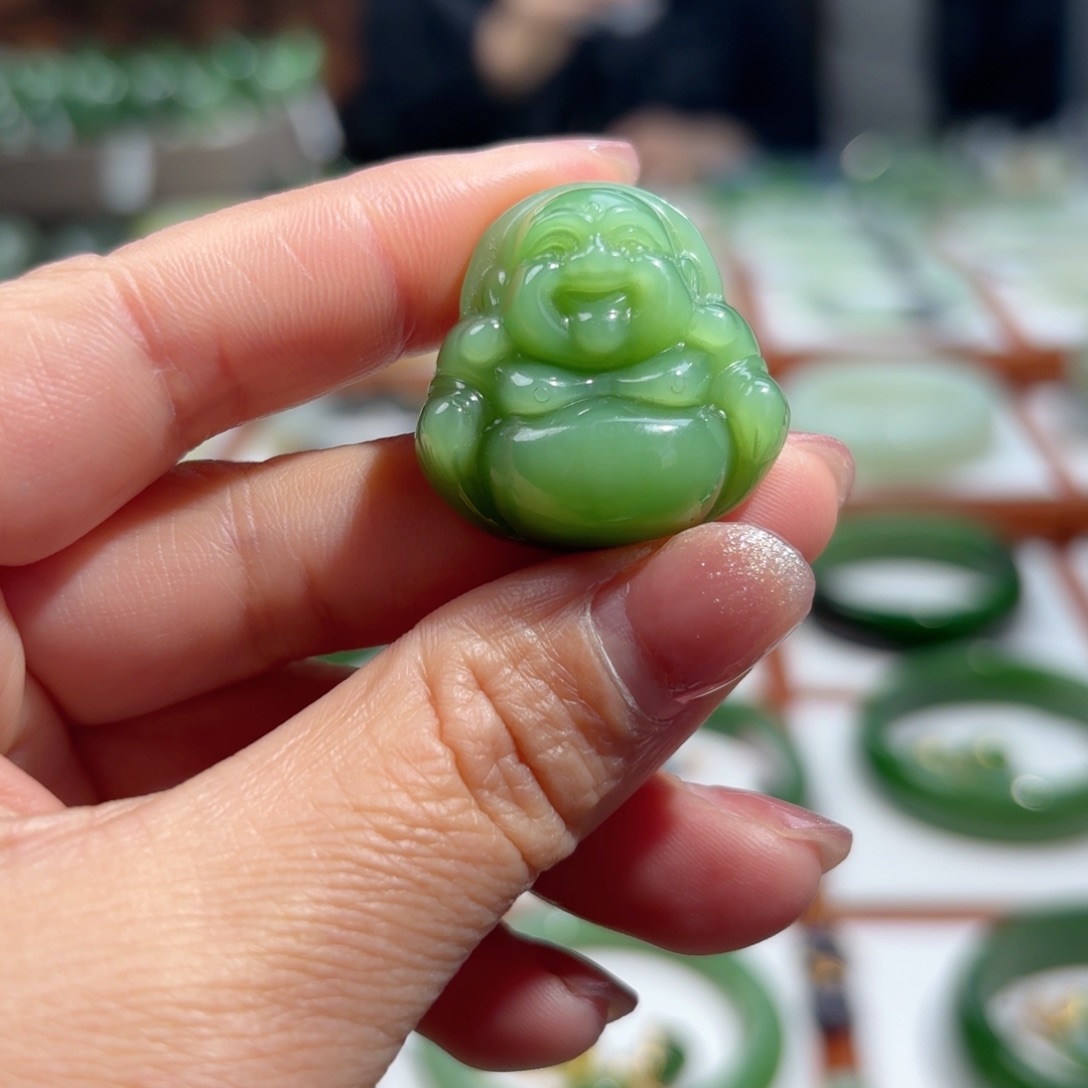 和田玉吊坠(赠链)未镶嵌