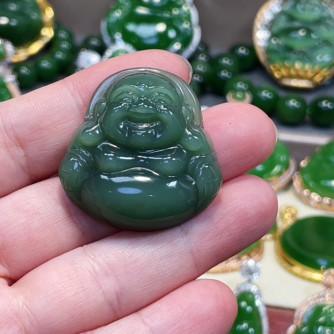 和田玉（碧玉）颈饰未镶嵌猫眼佛公33+