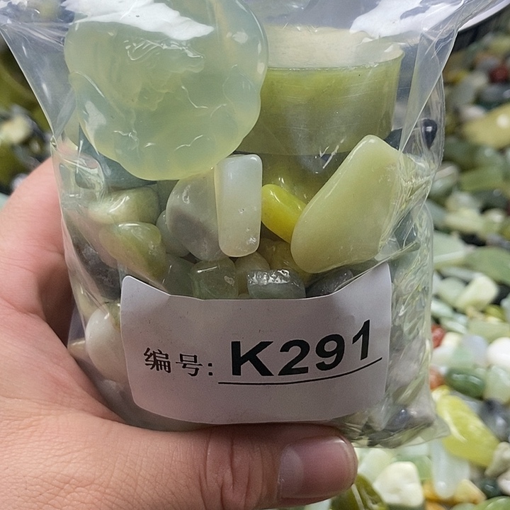 岫玉鱼缸石未镶嵌