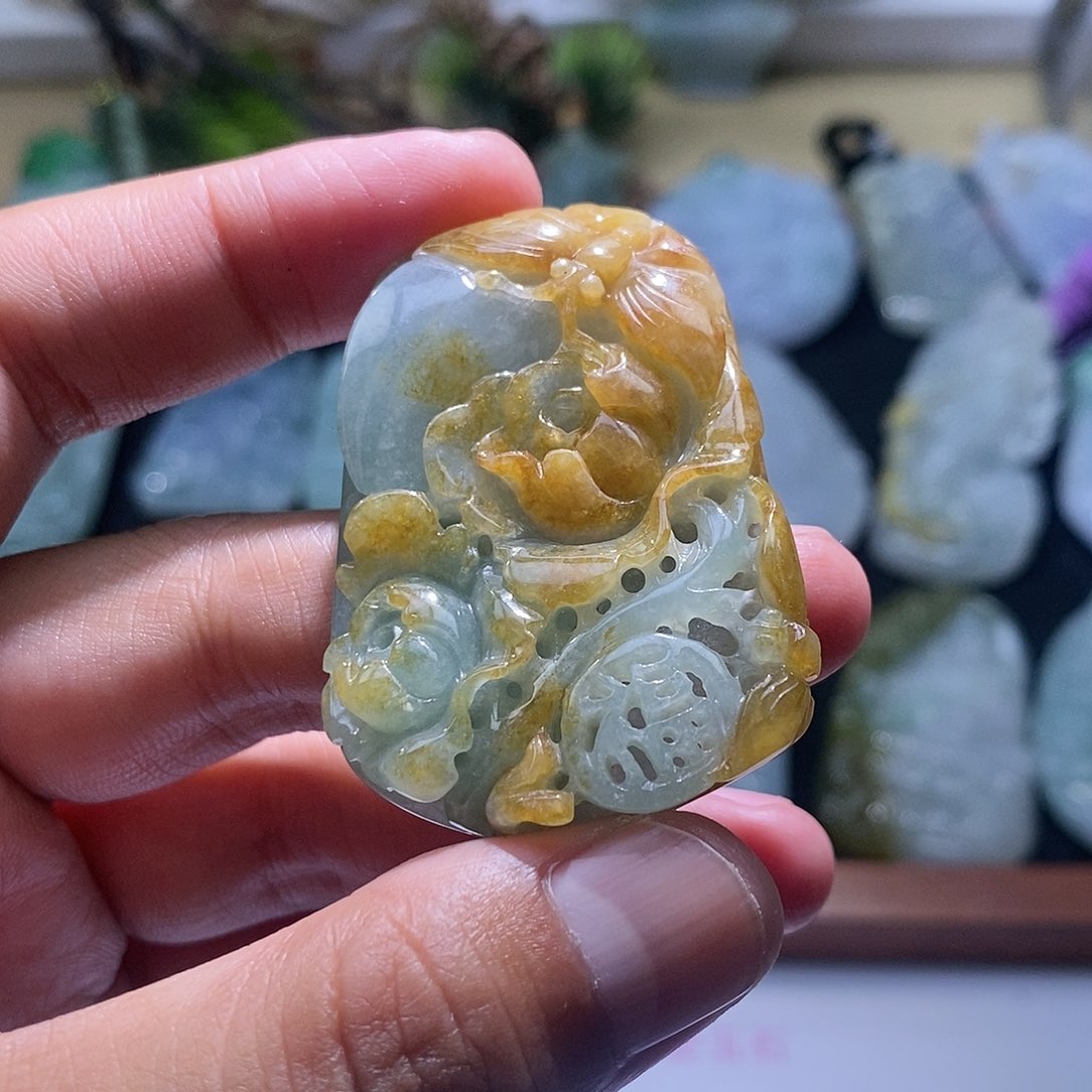 【闪购商品】翡翠颈饰未镶嵌马*海吊坠