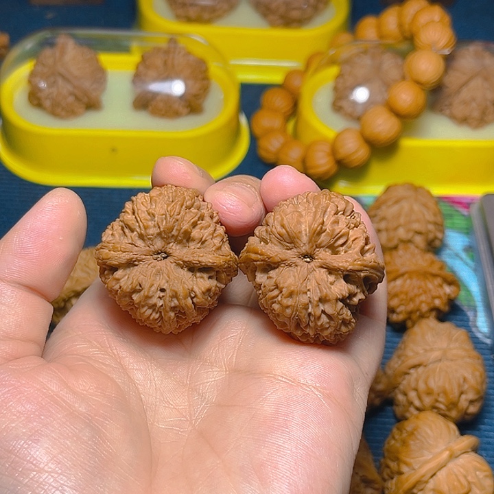 文玩核桃吊坠解*茶大蒜头