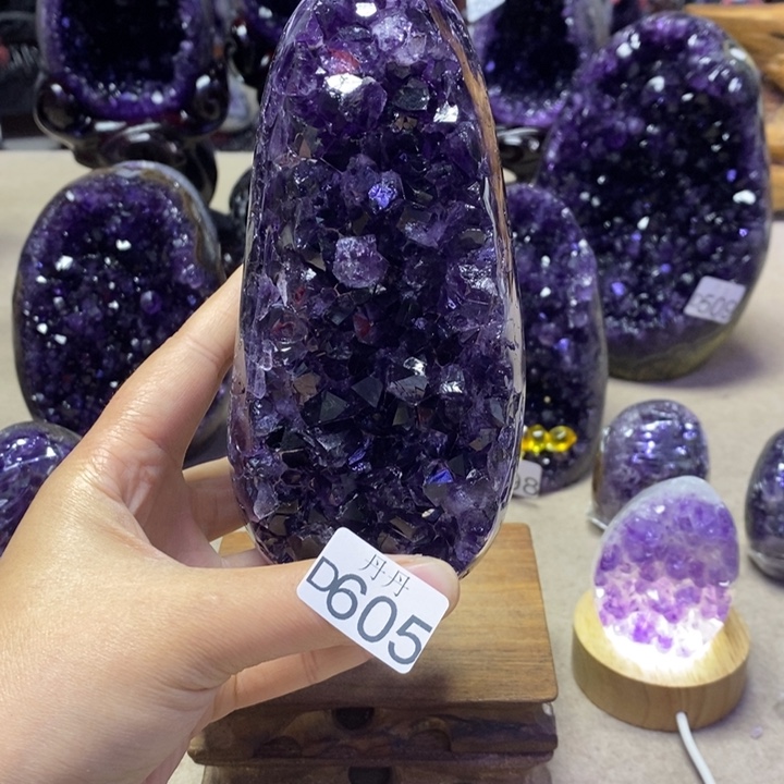 未镶嵌大型摆件（非配饰）水晶