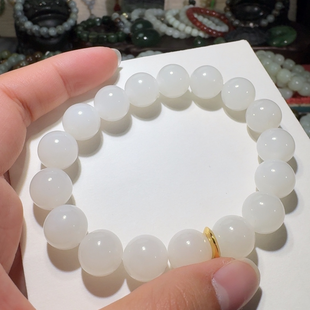 招***6和田玉未镶嵌手链