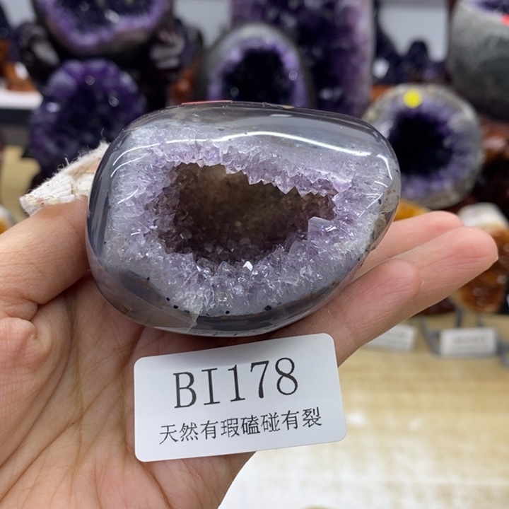 未镶嵌大型摆件（非配饰）水晶