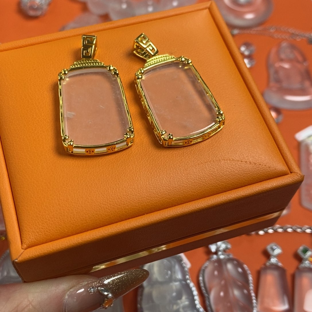 石英质玉颈饰合金随机发一件