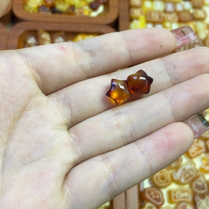 琥珀未镶嵌珠宝奇石星星