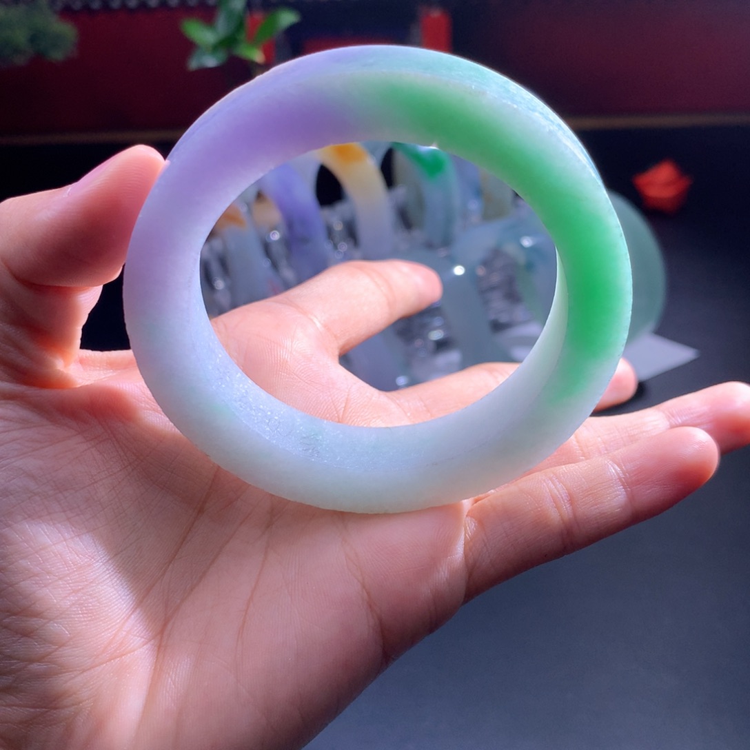 未镶嵌翡翠手镯定制翡翠