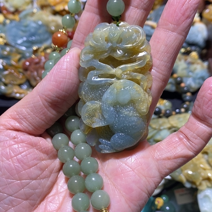 岫玉岫玉吊坠未镶嵌