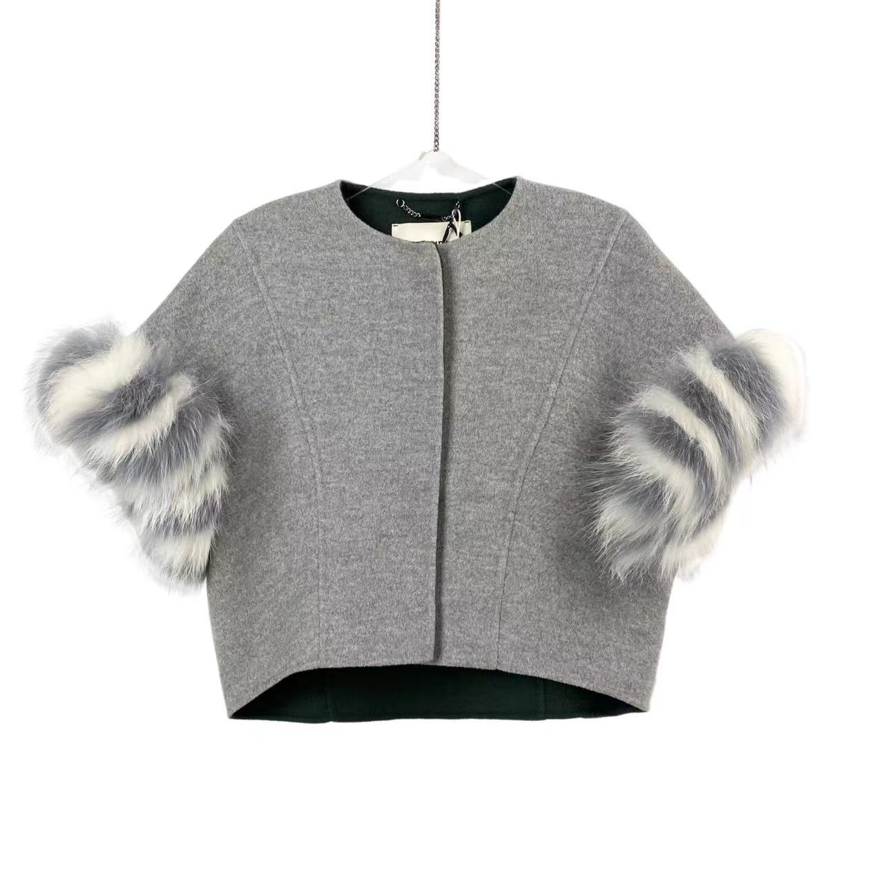 未使用 FENDI/芬迪 pp547 羊绒皮草拼接外套 38码 