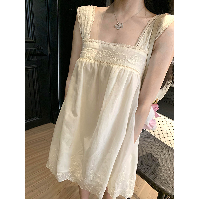 法式高级感宫廷风少女睡裙女夏季2025年新款家居服舒适大码连衣裙
