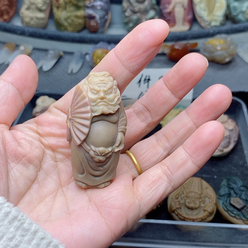 【闪购商品】定制石英质玉吊坠未镶嵌