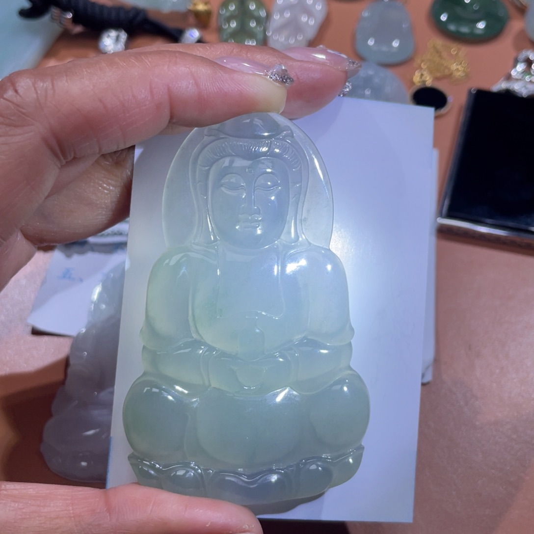 翡翠颈饰未镶嵌南****l翡翠