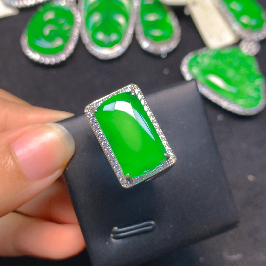 翡翠银S925镶嵌戒指