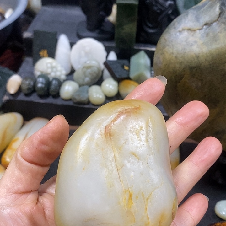 百***右未镶嵌和田玉（糖玉）挂件