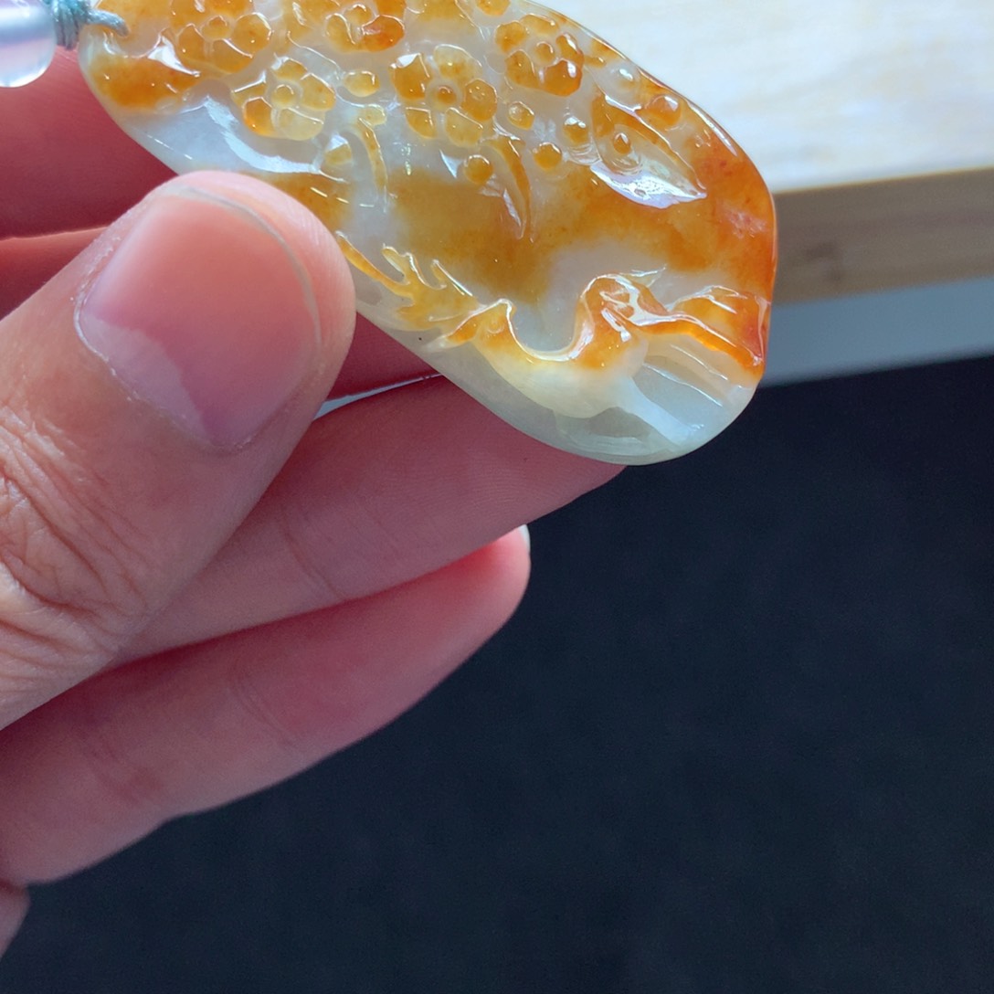 翡翠颈饰未镶嵌吊坠