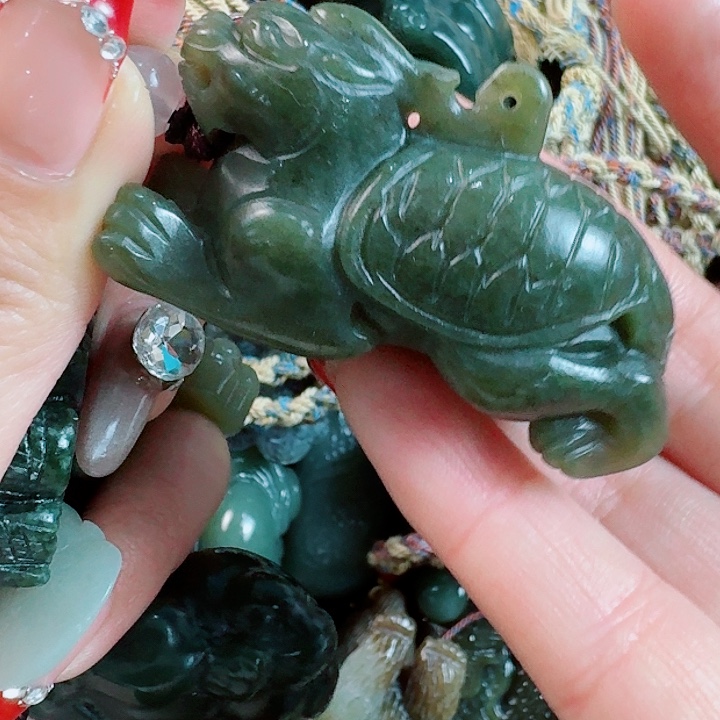 和田玉挂件未镶嵌