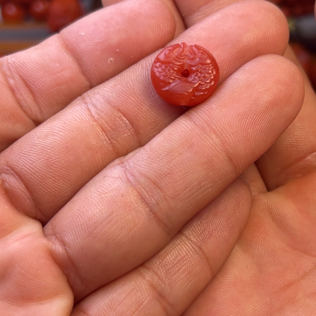 大***方南红玛瑙未镶嵌川料精工配饰双鱼扣