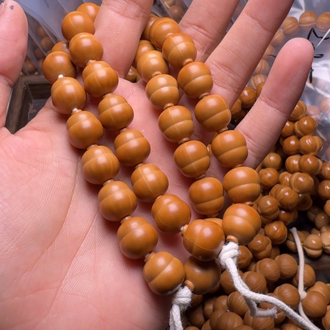 猴头核桃吊坠福禄