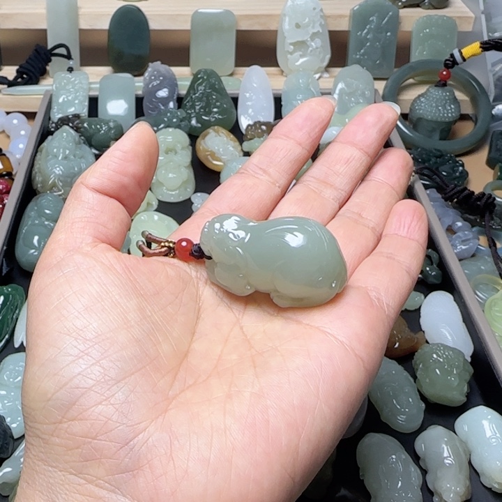 和田玉挂件未镶嵌